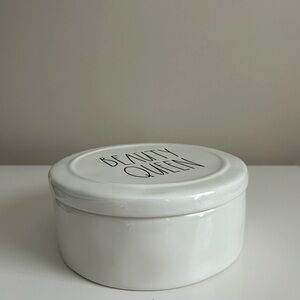 Rae Dunn “Beauty Queen” decorative ceramic box